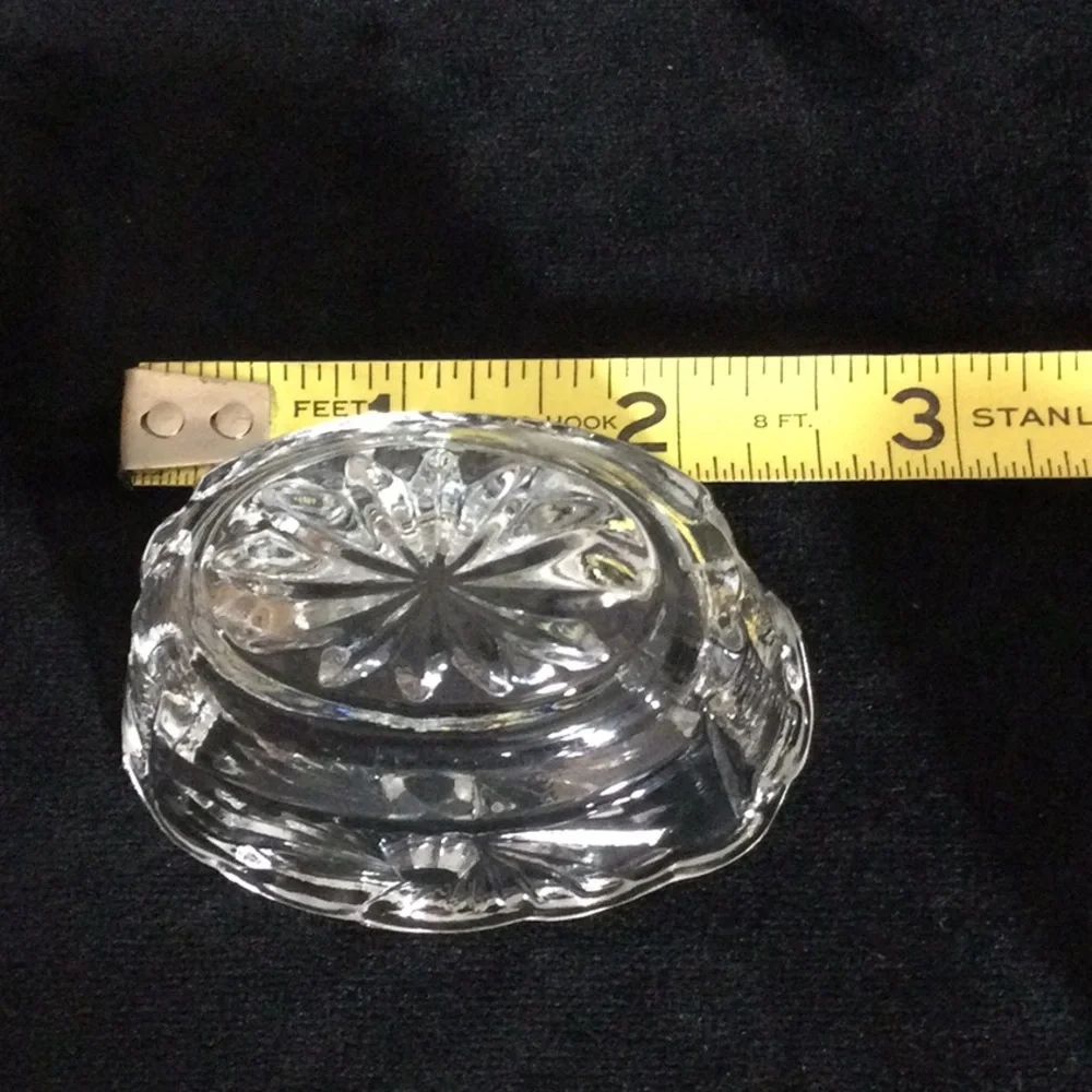 Clear Crystal Glass Decorative Salt and Pepper Serving Bowls with Spoons